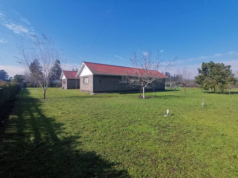 CASA EN PARCELA DE 5.600M2 A METROS PEAJE EL MONTE